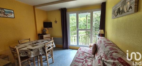 Appartement 2 pièces de 30 m² à Laveissière (15300)