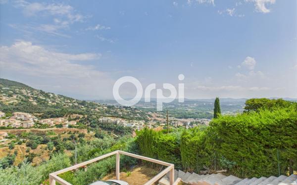 Maison à vendre    4 pièces • 129,03 m2 Mandelieu-la-Napoule