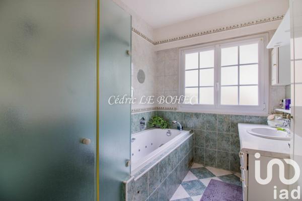 Maison 6 pièces de 160 m² à Beauchamp (95250)