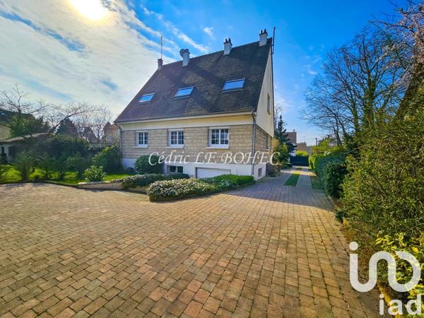 Maison 6 pièces de 160 m² à Beauchamp (95250)