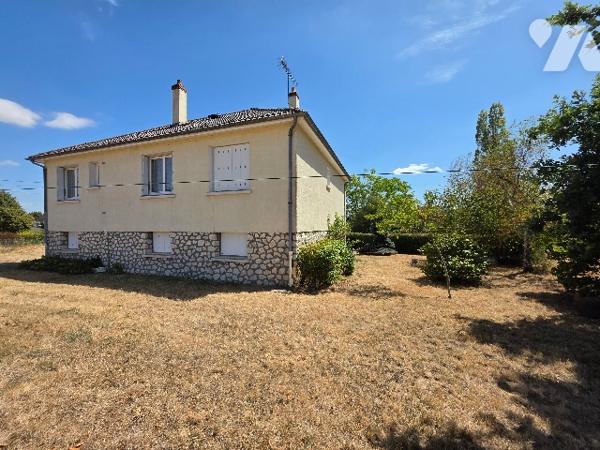 Maison familiale 4 chambres – Grand terrain – Neuillé-le-Lierre