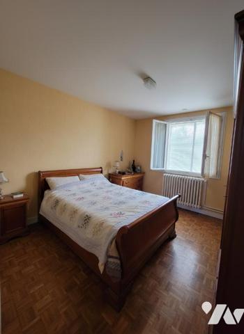 Maison familiale 4 chambres – Grand terrain – Neuillé-le-Lierre