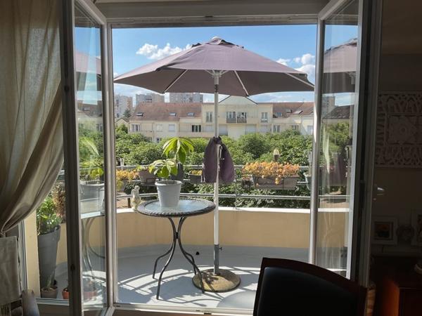 Appartement à vendre |  Saint-Ouen-l'Aumône |  3 pièces | 66 m²