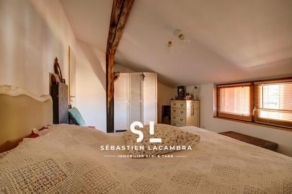 Lisle-sur-Tarn (81310) Maison de ville 6 pièces – Loggia lumineuse, volumes rares & cachet authentique – Garage, cave voûtée