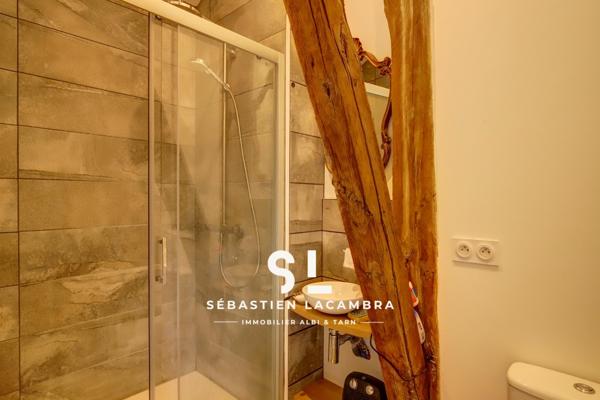 Lisle-sur-Tarn (81310) Maison de ville 6 pièces – Loggia lumineuse, volumes rares & cachet authentique – Garage, cave voûtée