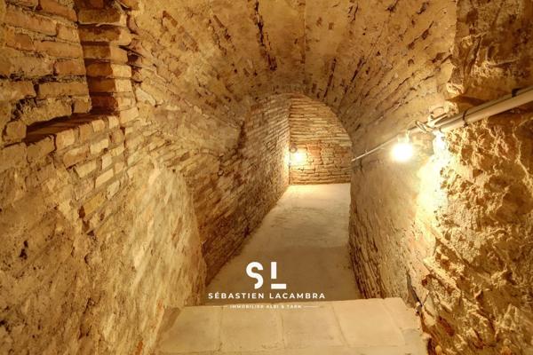 Lisle-sur-Tarn (81310) Maison de ville 6 pièces – Loggia lumineuse, volumes rares & cachet authentique – Garage, cave voûtée