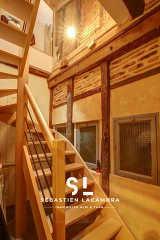 Lisle-sur-Tarn (81310) Maison de ville 6 pièces – Loggia lumineuse, volumes rares & cachet authentique – Garage, cave voûtée