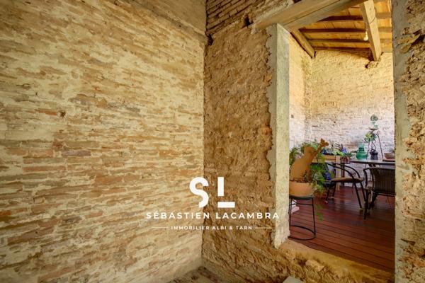 Lisle-sur-Tarn (81310) Maison de ville 6 pièces – Loggia lumineuse, volumes rares & cachet authentique – Garage, cave voûtée