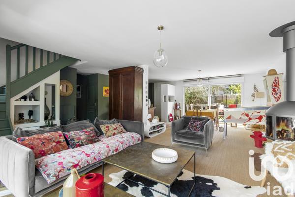 Maison à vendre 7 pièces 198 m² Saclay