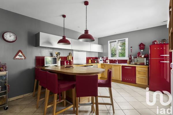 Maison à vendre 7 pièces 198 m² Saclay