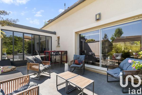 Maison à vendre 7 pièces 198 m² Saclay