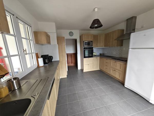 Maison 5 pièces 182 m2 Toutes les caractéristiques
