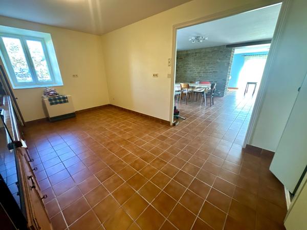 Maison à vendre 5 pièces (56)