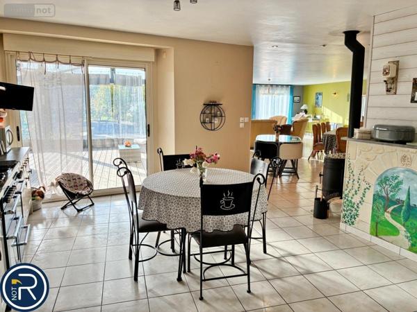 Maison à vendre à Argentré en Mayenne (53210), ref : 53004-1258