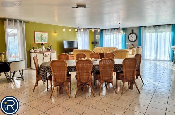 Maison à vendre à Argentré en Mayenne (53210), ref : 53004-1258