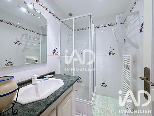 Maison à vendre 9 pièces 209 m² Varennes-Jarcy