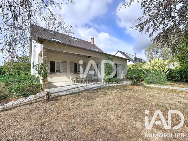 Maison à vendre 9 pièces 209 m² Varennes-Jarcy