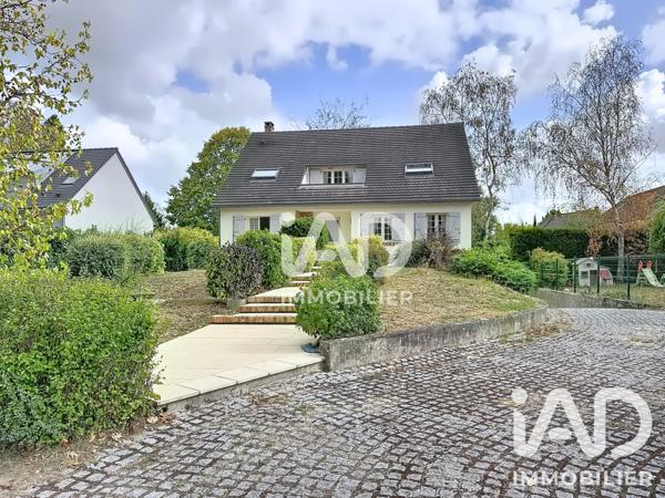 Maison à vendre 9 pièces 209 m² Varennes-Jarcy