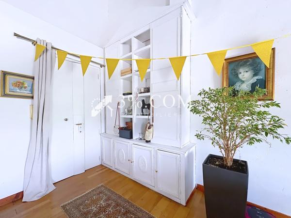 Appartement 4 pièce(s) 3 chambre(s) 133.1 m²