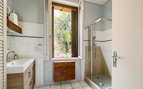 Maison à vendre    3 pièces • 58 m2 Villeurbanne