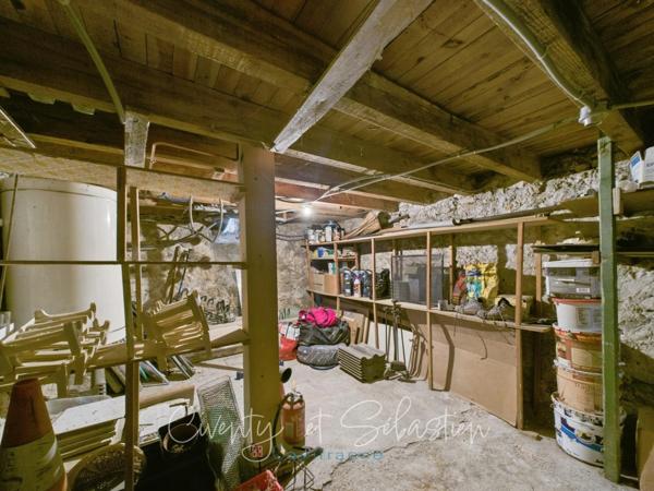 Voreppe centre – Maison de ville aux beaux volumes et à la performance énergétique maîtrisée