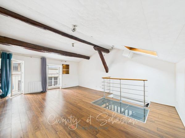 Voreppe centre – Maison de ville aux beaux volumes et à la performance énergétique maîtrisée