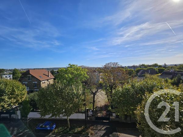 Appartement F4 à vendre  4 pièces - 85,57 m2 ST MAUR DES FOSSES - 94