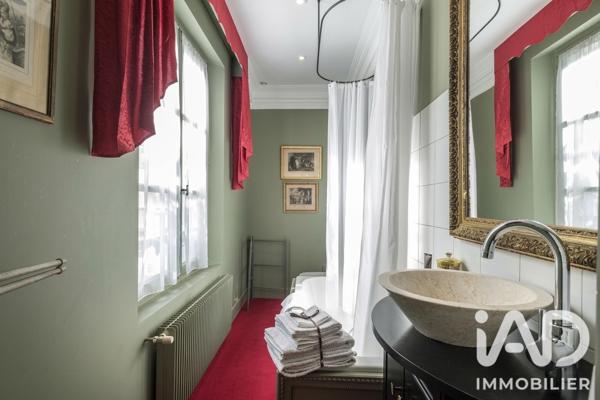 Maison à vendre 11 pièces 350 m² Loches