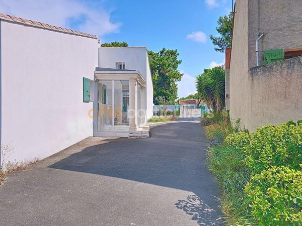 Vente
                Maison138,15 m² - 5 Pièces -
                    RIVEDOUX PLAGE (17940)