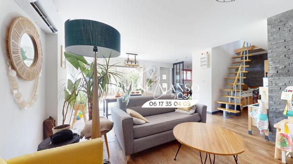 Intra rocade proche tram C maison R+1 avec jardin