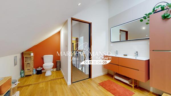 Intra rocade proche tram C maison R+1 avec jardin