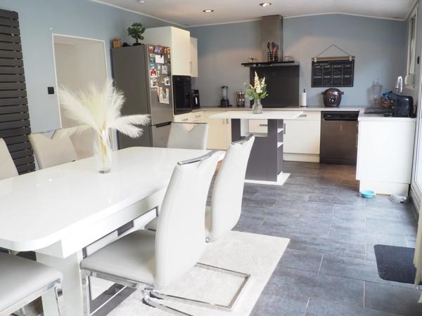 Vente Maison 4 pièces 99 m2 à Bruay-sur-l'Escaut