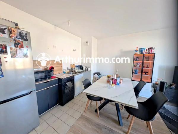 Vente                                                      Appartement
                        
                     2 pièces                      41 m2                     à Vert-Saint-Denis