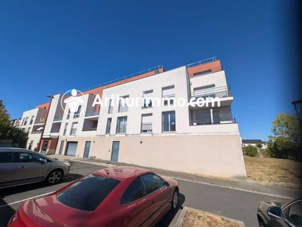 Vente                                                      Appartement
                        
                     2 pièces                      41 m2                     à Vert-Saint-Denis