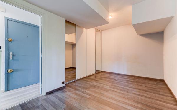 Appartement à vendre    2 pièces • 37 m2 Nice