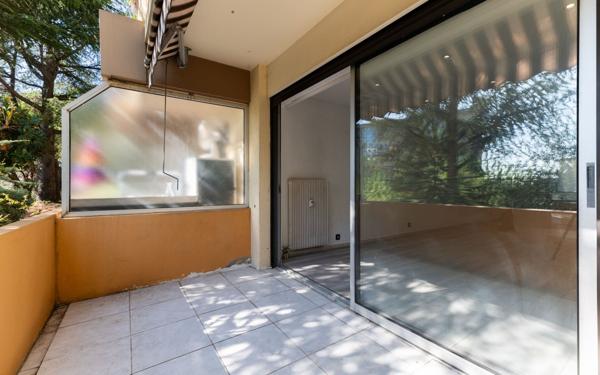 Appartement à vendre    2 pièces • 37 m2 Nice