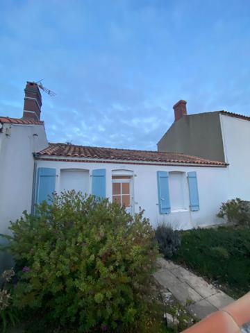 Maison de plain-pied avec jardin proche plage et port