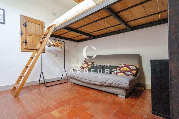 Appartement
                                                                                                                                                                                                                                                                                                                        3 pièce(s)                                                                                                                                                                                                          3 chambre(s)                                                                                                                                                                                                          80  m²
