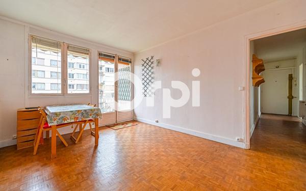 Appartement à vendre    2 pièces • 44 m2 Paris 11