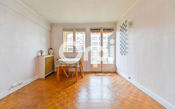 Appartement à vendre    2 pièces • 44 m2 Paris 11