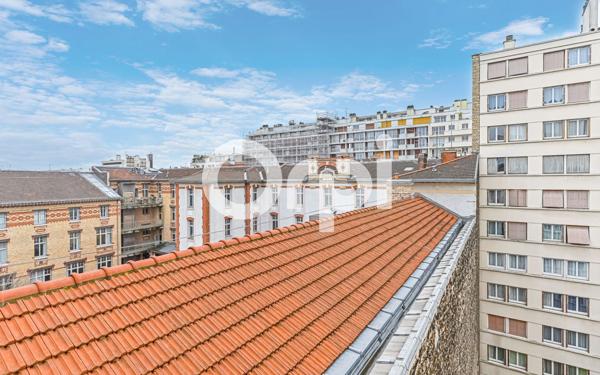 Appartement à vendre    2 pièces • 44 m2 Paris 11