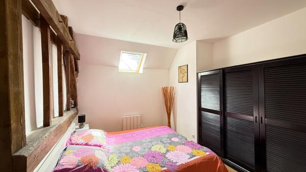 NOAILLES PROCHE , Maison 6 pieces 148 m2, 4 chambres, garage, cave, jardin