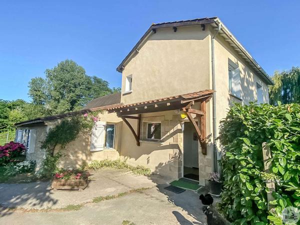 Charmante maison avec dépendances et piscine