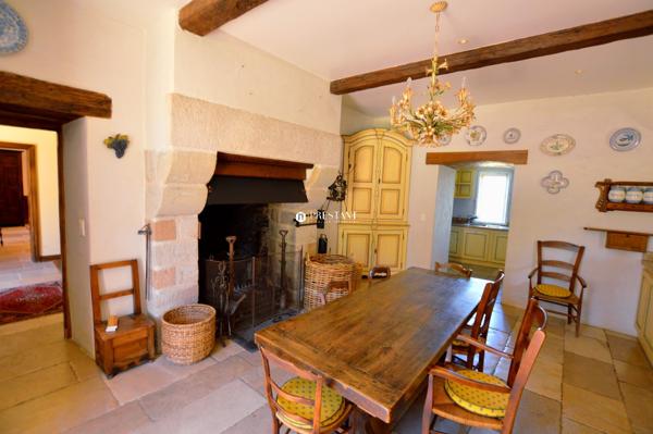 Figeac – Maison de maître avec vue époustoufflante sur la vallée du Lot – 510m2 – totalement restaurée., FIGEAC