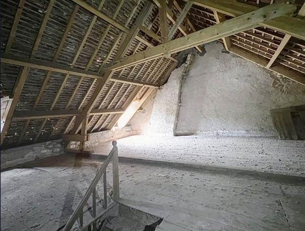 Maison à vendre 45 000 € Saint-Amand-Montrond 7 p 120 m² DPE
