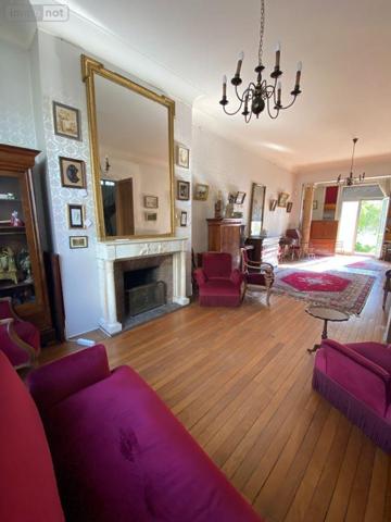 Maison de maître à vendre à Bordeaux en Gironde (33000), ref : 016/1029   
Saint Genès