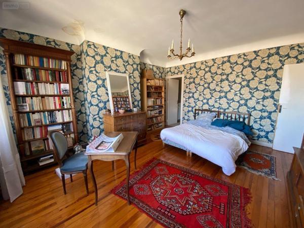 Maison de maître à vendre à Bordeaux en Gironde (33000), ref : 016/1029   
Saint Genès