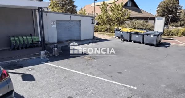 Location Parking - Othis 77280