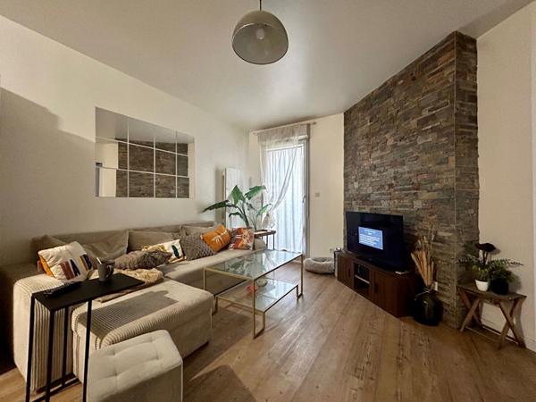 Appartement Carrières Sous Poissy 2 pièce(s) 37m2 €179 000 ** - Référence 8930