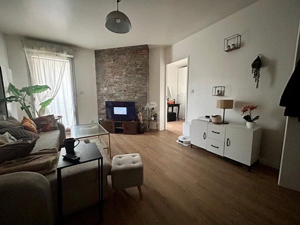 Appartement Carrières Sous Poissy 2 pièce(s) 37m2 €179 000 ** - Référence 8930